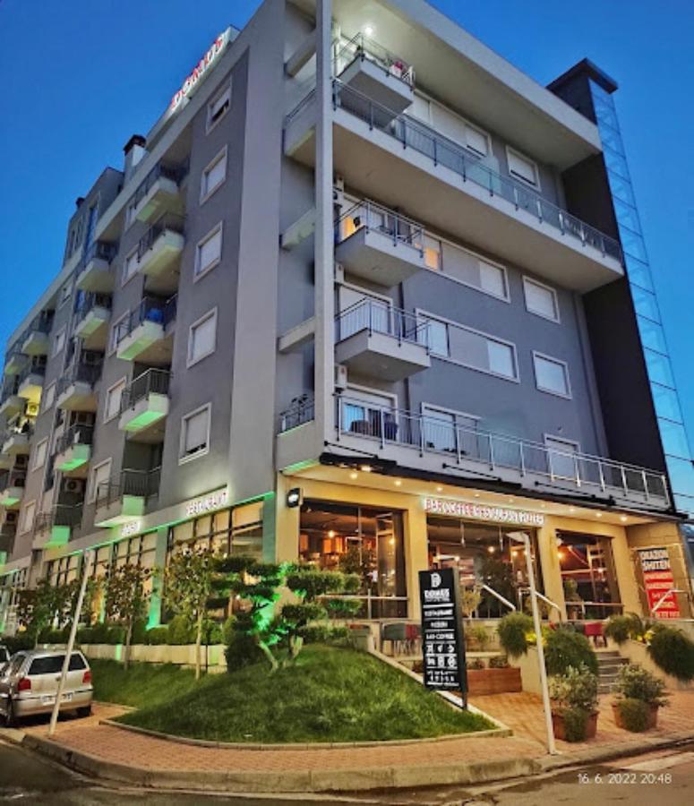 Domus Hotel & Apartments Shëngjin Exterior foto